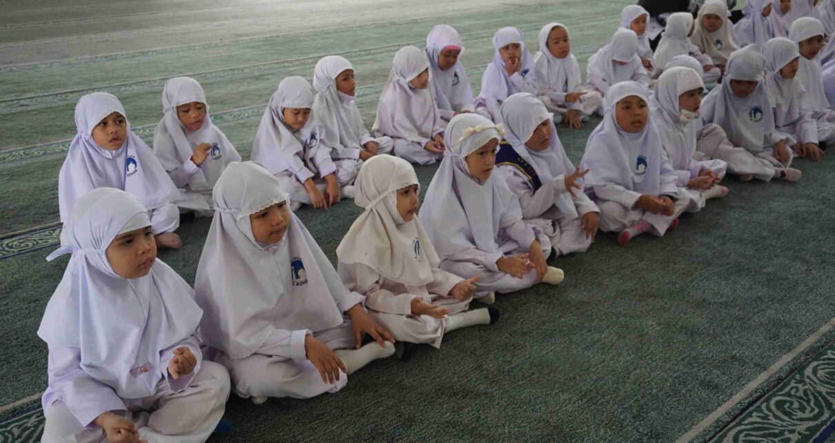 Belajar Berdoa Sejak Kecil, Membentuk Kebiasaan Baik dalam Hidup