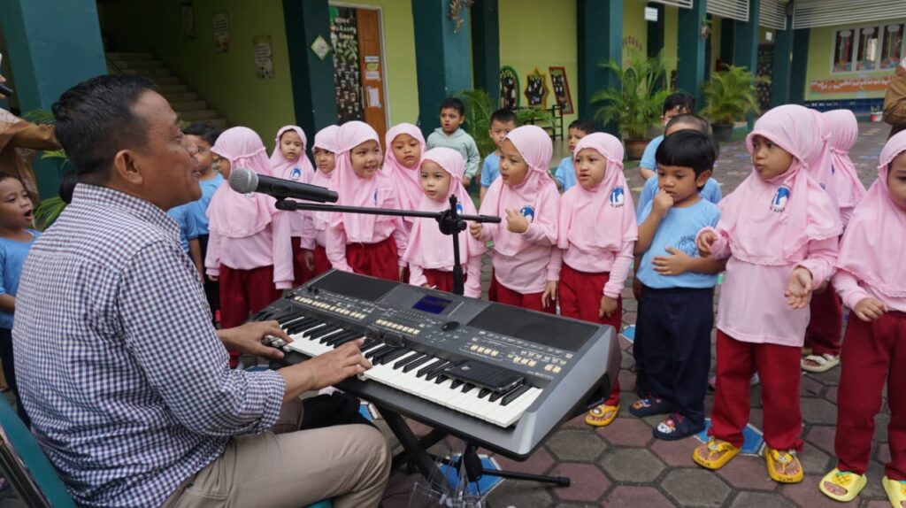 Ekstrakurikuler Musik TK Islam Al Azhar 6 Sentra Primer
