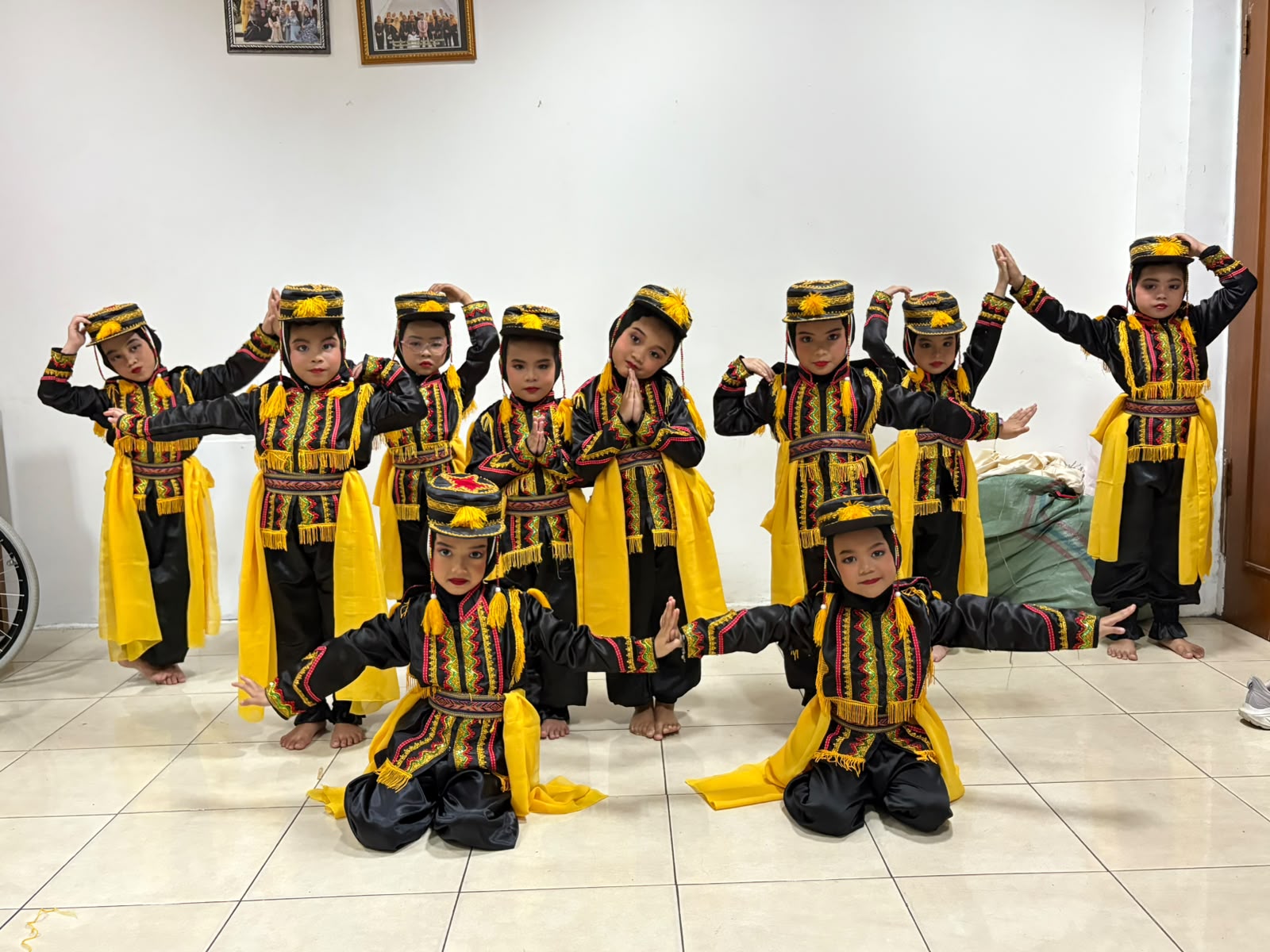Kompak dan Ceria! Penampilan Tari Angguk Joss TKIA 6 Sentra Primer