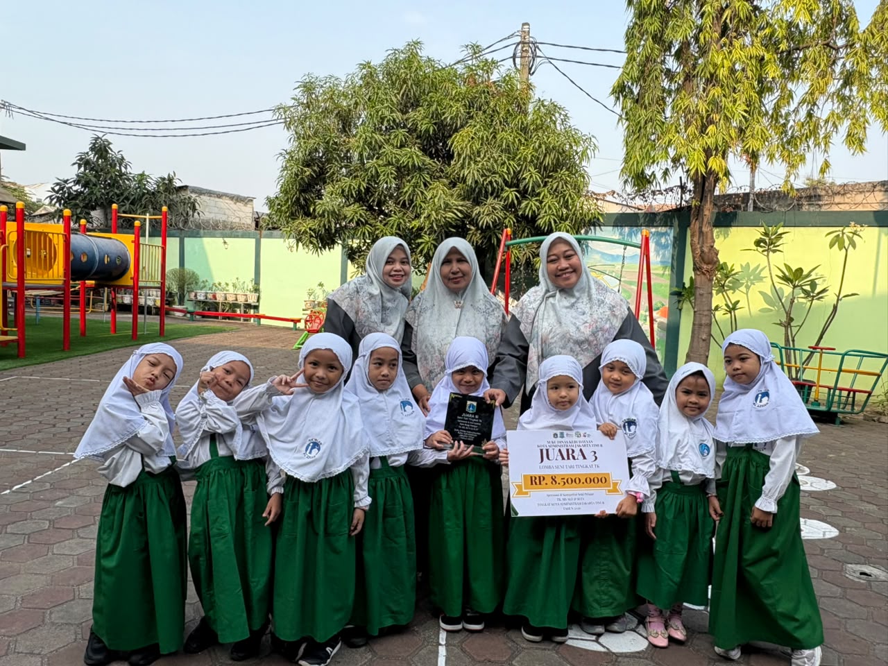 Selamat! TKIA 6 Sentra Primer Juara 3 Lomba Menari di Suku Dinas Kebudayaan Jaktim